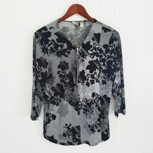 5/$25 Chico's Semi-Sheer Floral 3/4 Sleeve Top
